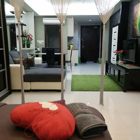 Carlton Suite